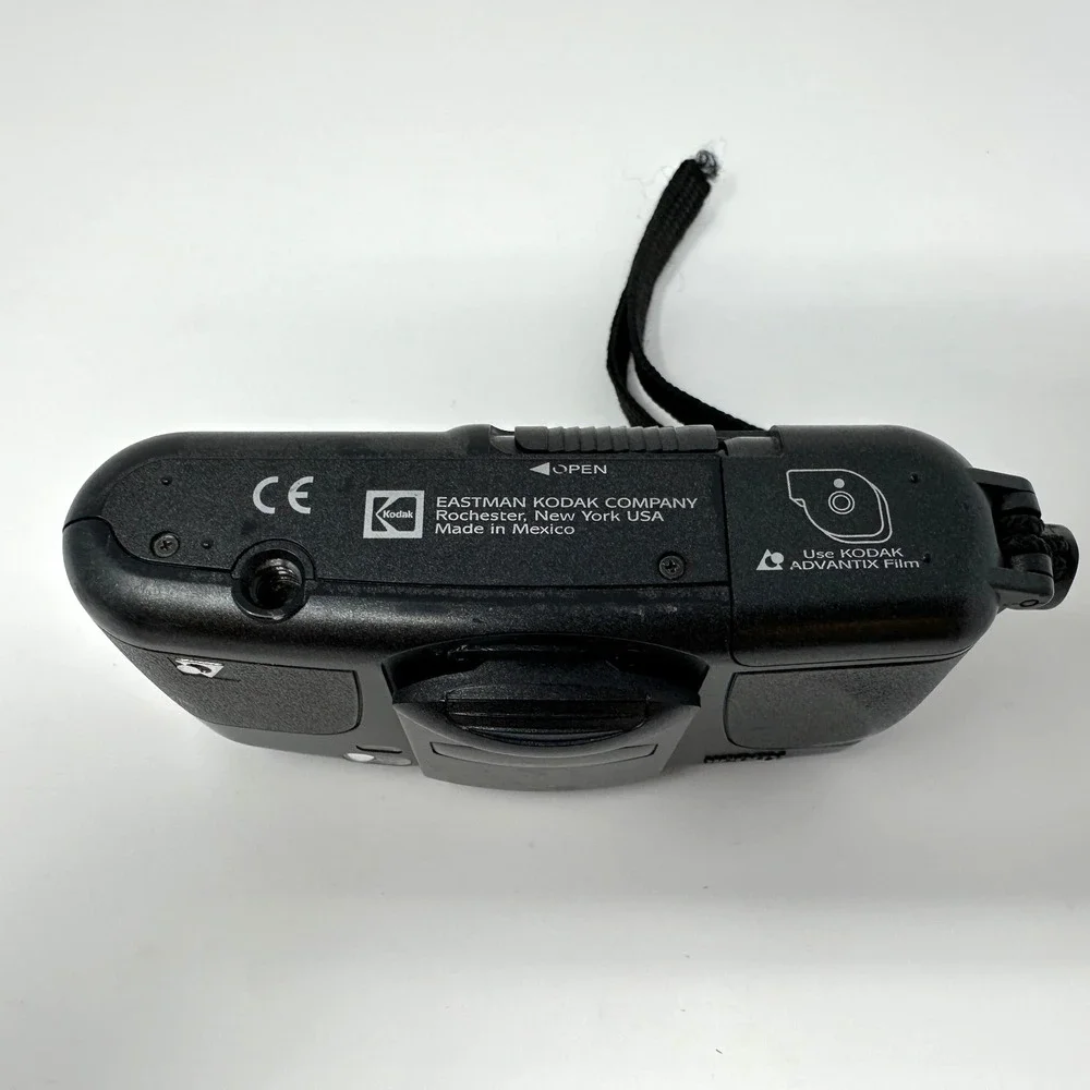 Kodak Advantix 3200 AF APS Film Camera Ektanar 25mm‎ Lens Flash